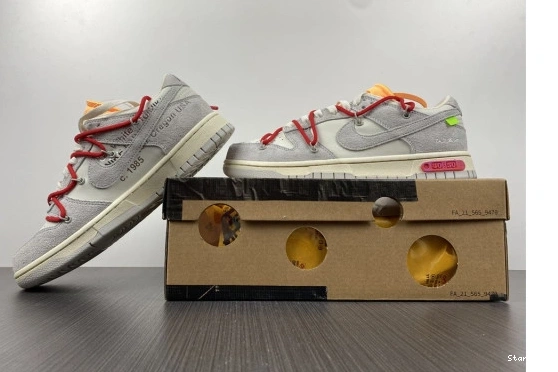 O-W Lot DJ0950-103 Dunk Low Nike 40 1010